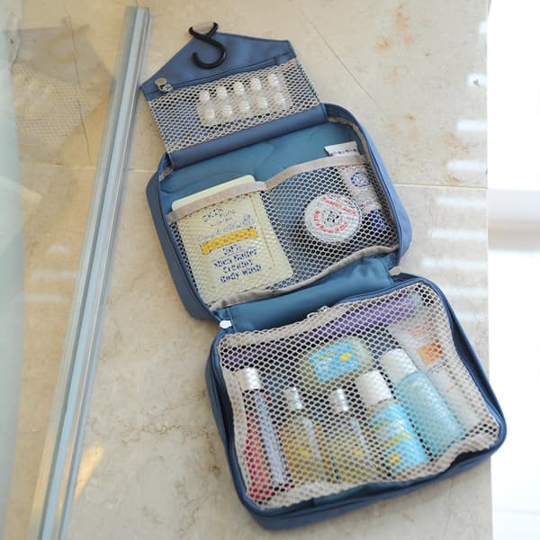 Travel bag _ Partition bag for washing tools